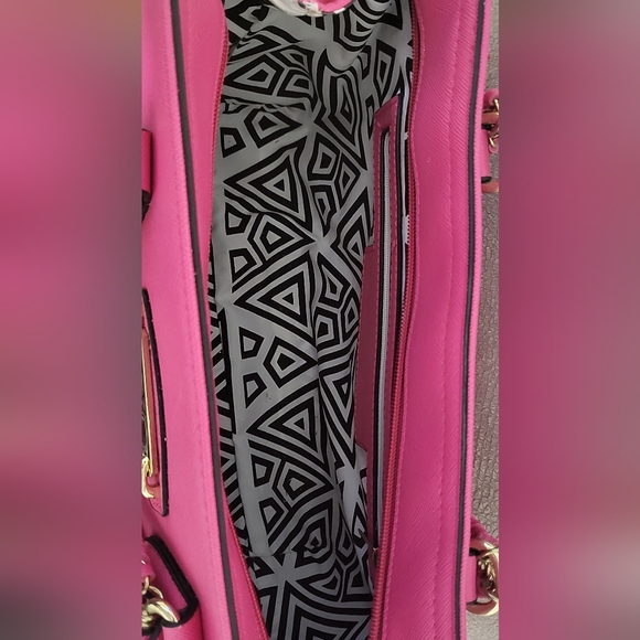 Handbag - Picture 4 of 9